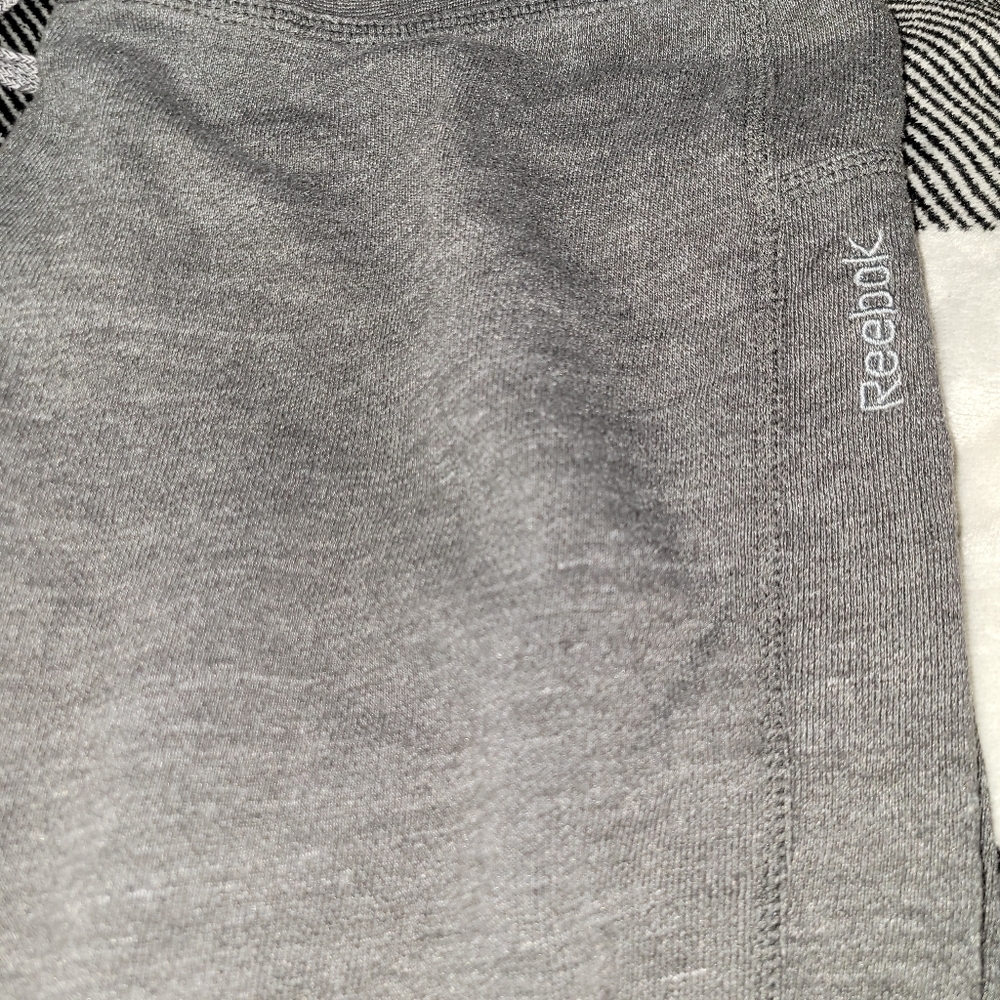 Capris - Picture 2 of 2